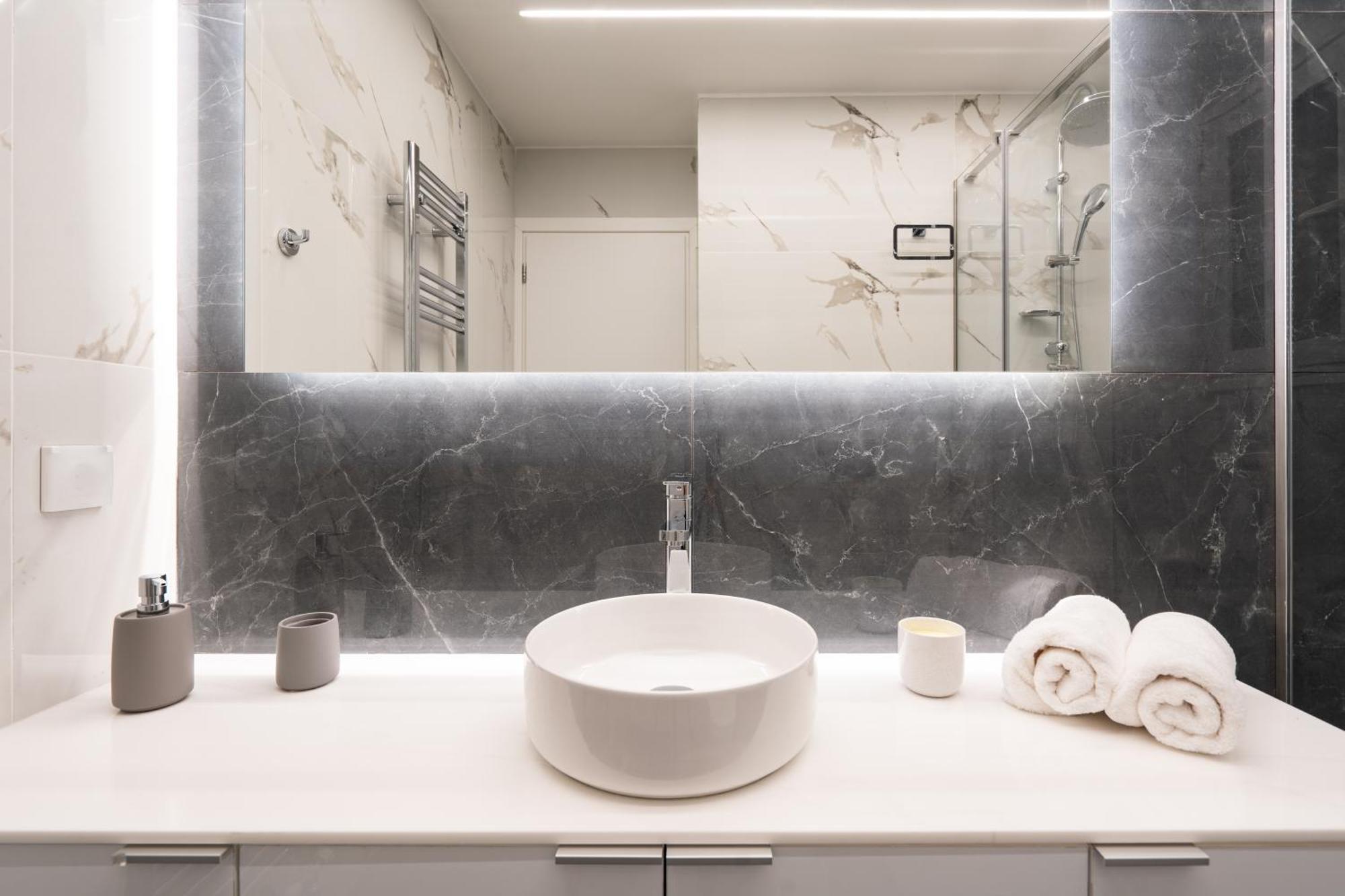 Exclusive And Deluxe Apartment In Athens City Kültér fotó